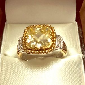 Lia Sophia Lemon Chiffon Ring